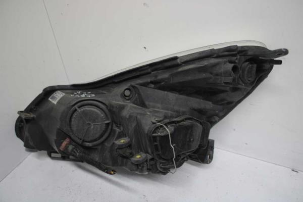 PHARE DROIT OPEL CORSA D 2011 - 2015 - Vue 2